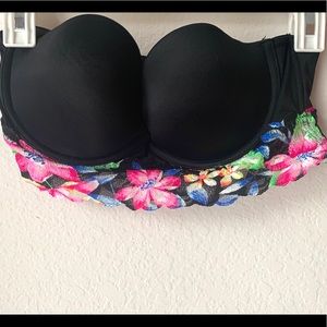 PINK Victoria’s Secret Strapless Push-up Bra